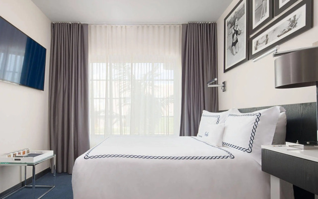 Gale South Beach, Curio Collection by Hilton