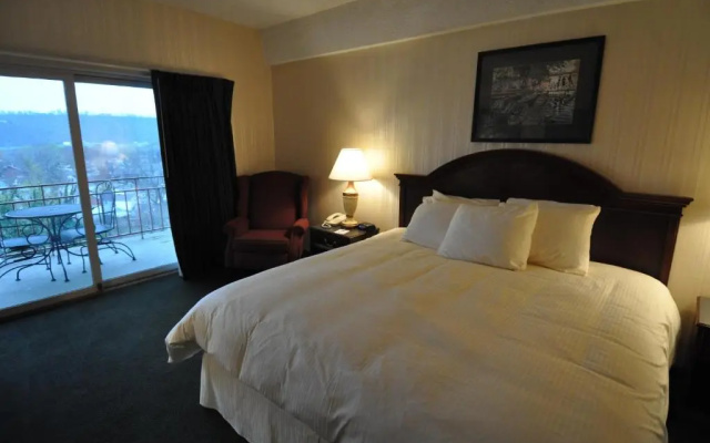 Hillside Inn