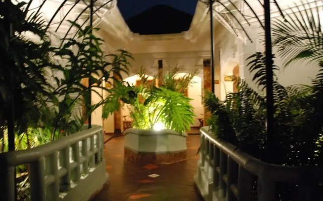 Capitol Palace Hotel