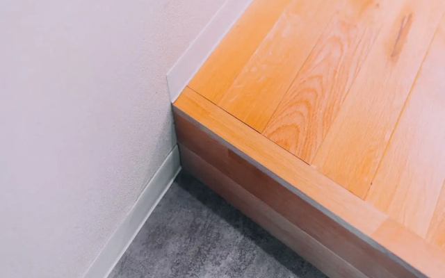 Minimalist Loft 201