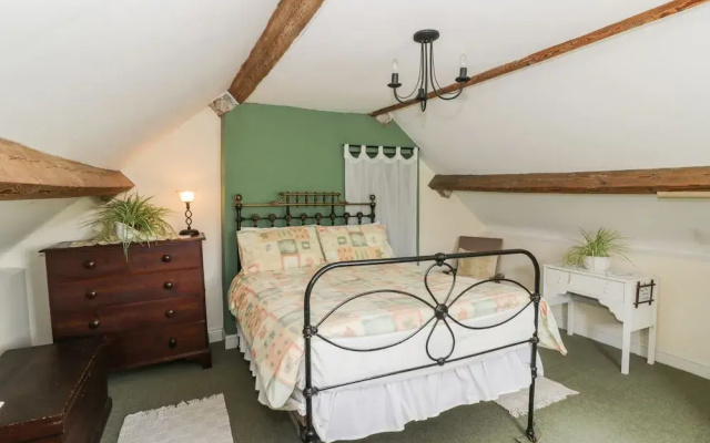 1 Westcroft Cottage