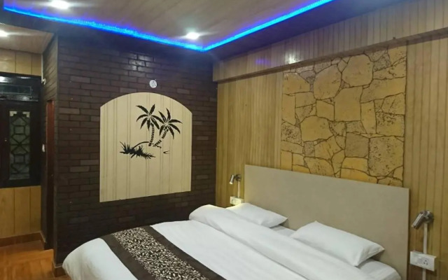 OYO 12782 Hotel Sweet Home