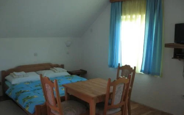 Guest House Ljubo & Ana
