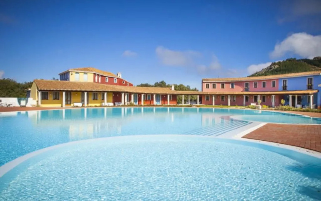 Orlando (80km from Cala Gonone)