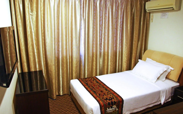 Royal Hotel