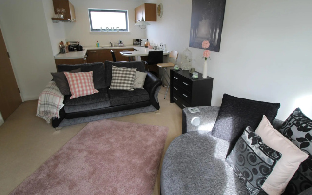 Radyr Place Apartments by Cardiff Holiday Homes