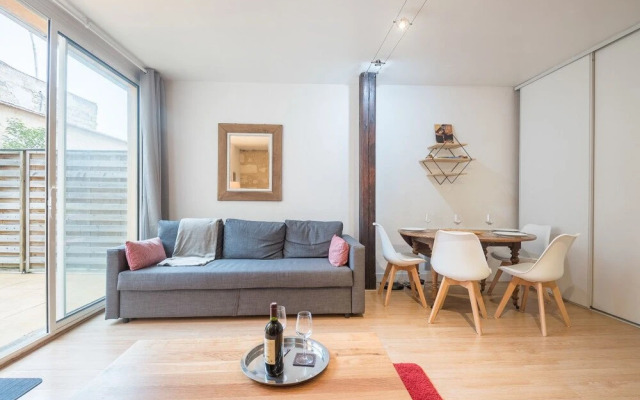 Nice Apartment With Terrace and Parking