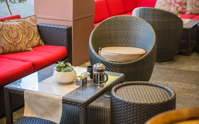 Juniper Hotel Cupertino, Curio Collection by Hilton