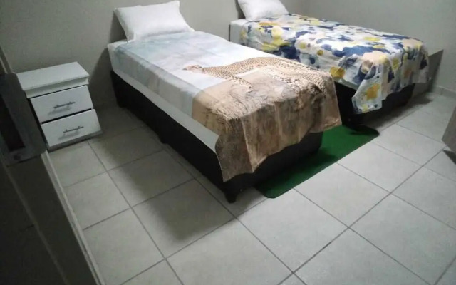 Apartment In Rosebank Johannesburg