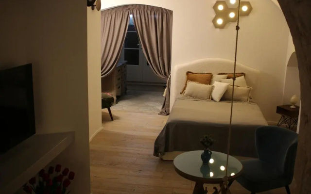 Piervi Suite (Adults Only)