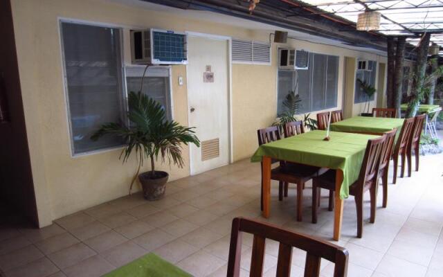 11th Street Bed And Breakfast In Bacolod Philippines From