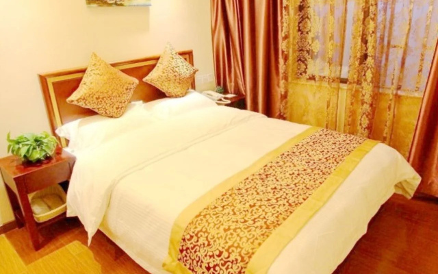 Green Tree Inn Smart Selection Hotel (Shanghai Hongqiao Road Metro Station)