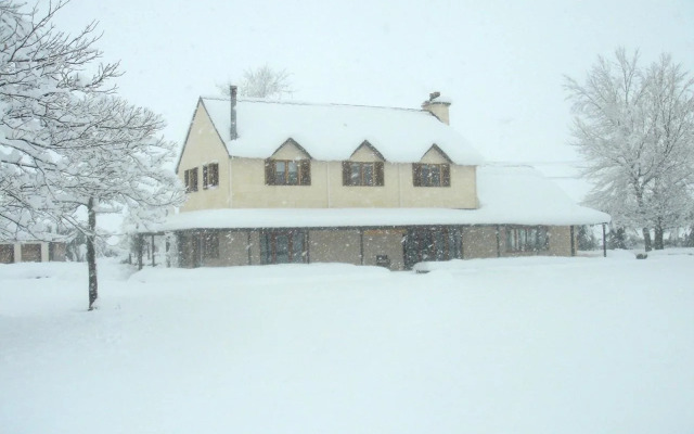 Whitestone Cottages