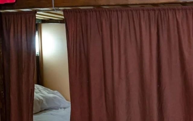 Sweet Hostel