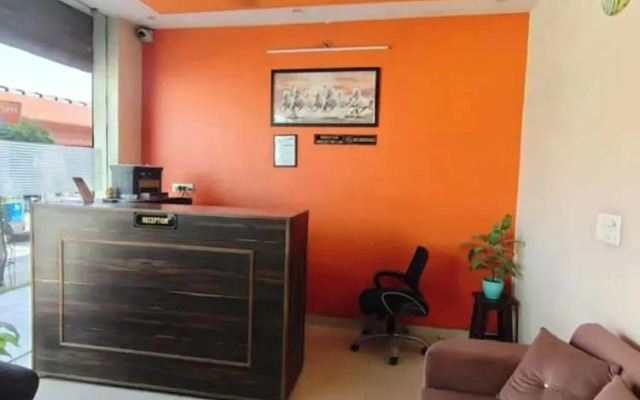 Fabhotel Radhy Stay