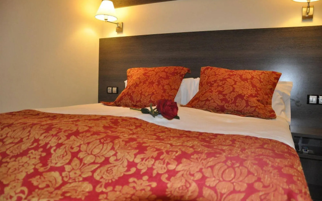 Casablanca Suites