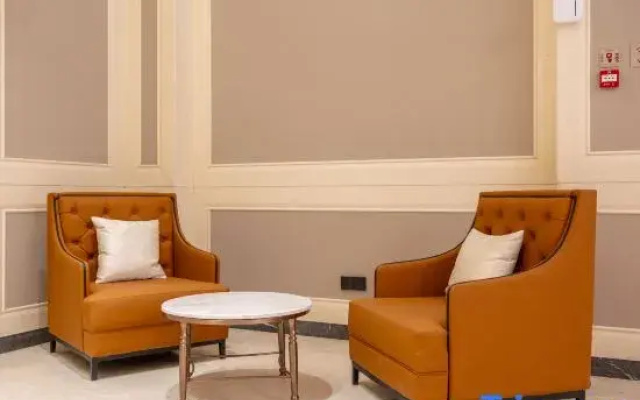 Vienna Hotel (Nantong Qingnian Middle Road Dayoujing Branch)