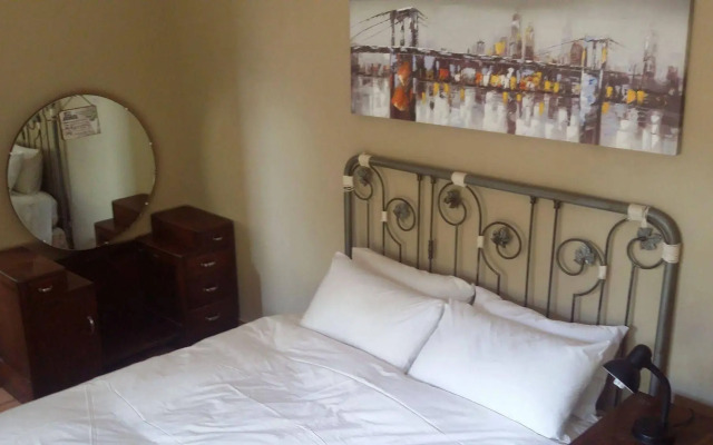 Kalahari Lodge