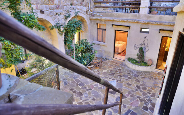 Отель Antik Cave House вид на фасад