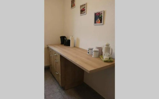 Zentralgelegene 4-Raum Ferienwohnung Bis 8 Pers.