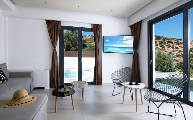 Chrisanthi Villas Palaiokastro