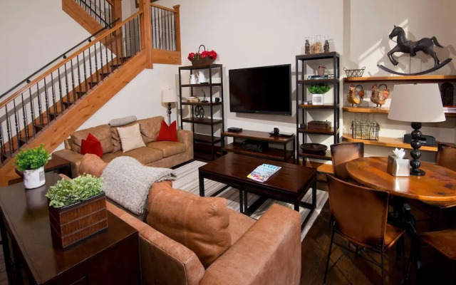 Landmark 4Br PentH 607