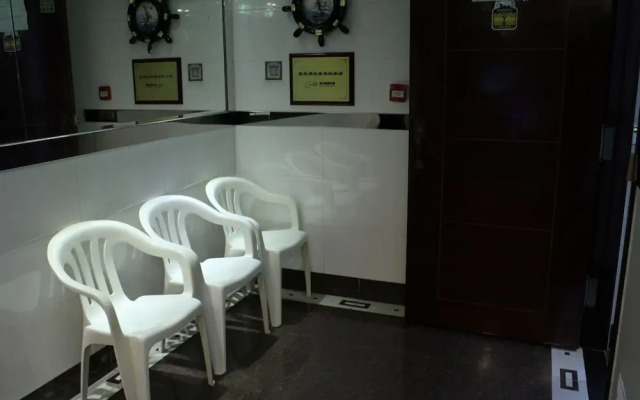 Las Vegas Guest House - Carlton Group of Hostels