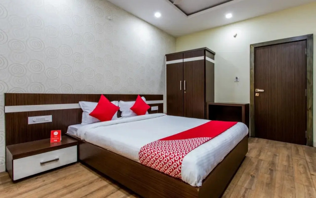 OYO 10600 Hotel 7th Cloud