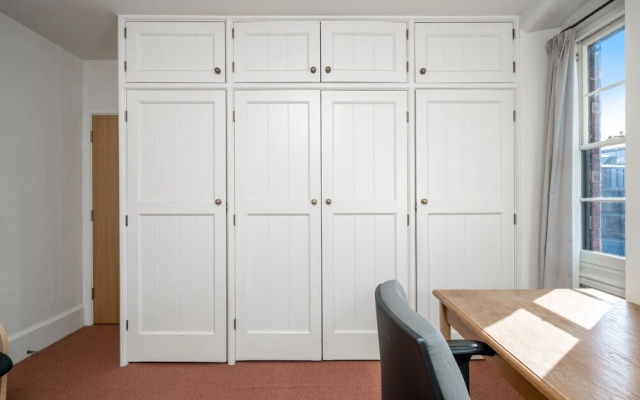 Altido 4-Bed Apt Inside Keble College