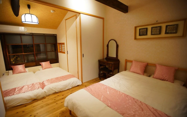 Kyomachiya KANAU