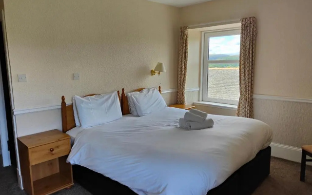 Richmond Arms Hotel