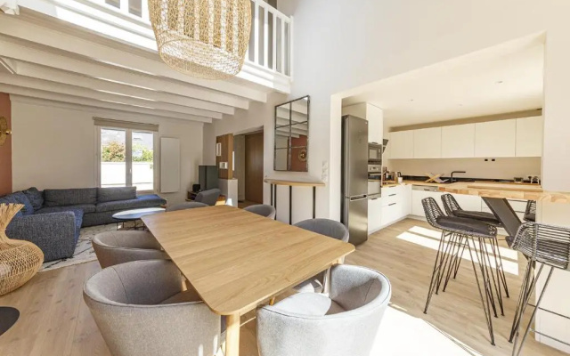 Maison moderne 8p avec double salon - Arzon