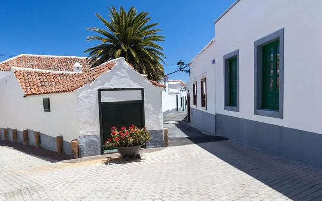 Estate in La Sabina With Private Pool