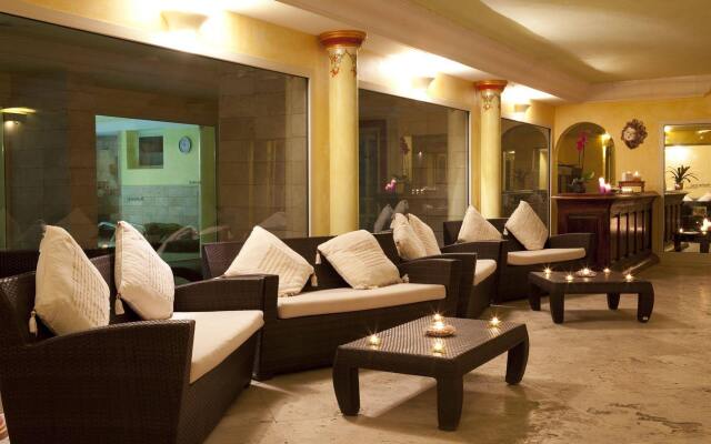 Phi Hotel Sighientu