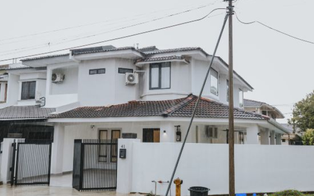 Ipoh Muji Retreat with pool by Verve