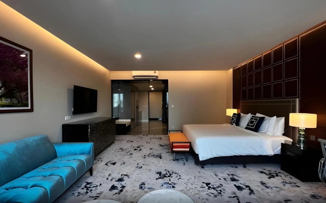THE FACE Style Hotel
