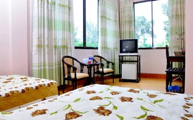 Hung Vuong Hotel