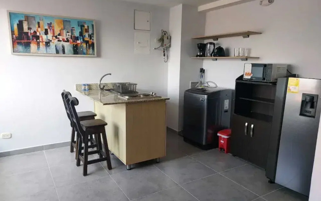 La 70 Laureles Condo cold AC