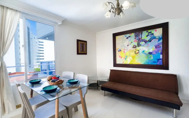 Apartamento AL1-LM Cerca al mar con Aire