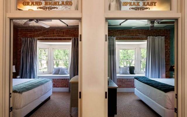 The Grand Highland Hotel