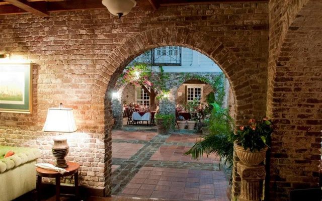 Copper and Lumber Store Hotel