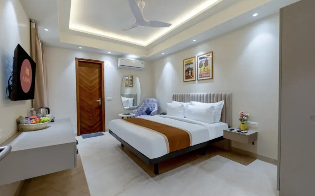 Aadat Hotel Near Artemis Hospital Gurgaon