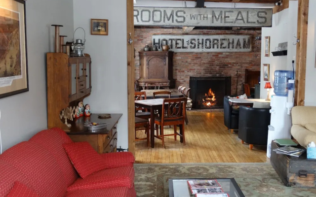 Shoreham Inn