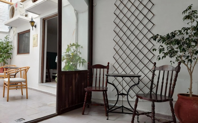 Rhodes old town design apartments