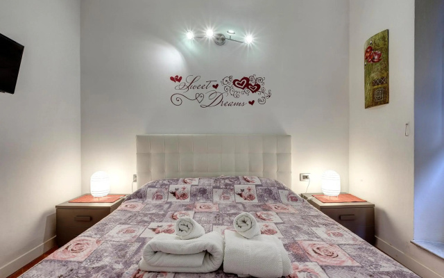 Geppi's Apartments