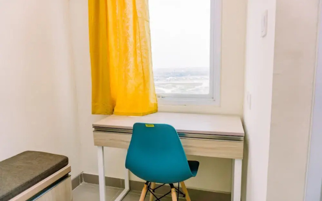 Homey And Cozy Living Studio Apartment At B Residence