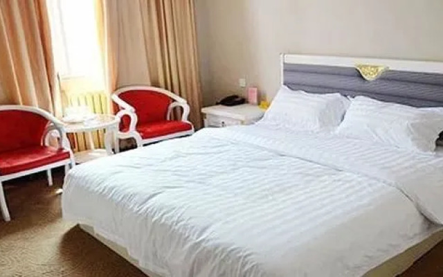 Yinzuo Jiayi Hotel (Dongying Huanghe Road Wanda Plaza)
