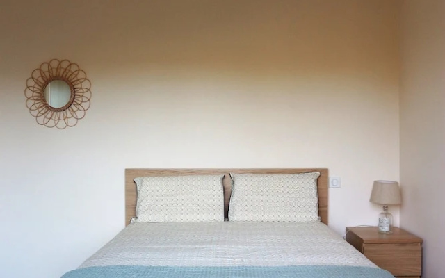 Maison avec piscine intérieure