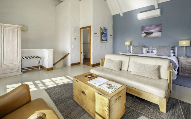 The Farmhouse Hotel