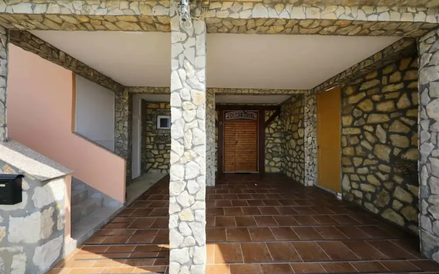Charming Villa in Poličnik with Swimming Pool